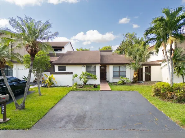 12936 SW 66 Terrace Dr, Miami, FL 33183