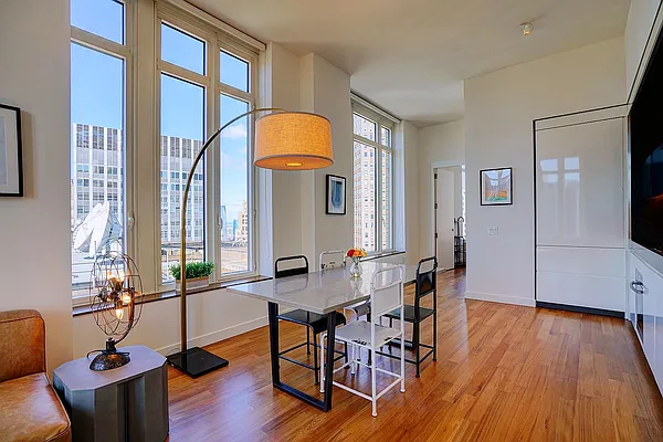 Rented by Realmart Realty LLC | media 23