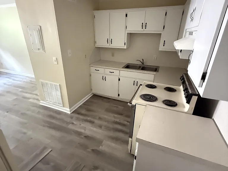 45 Ticknor Dr — Photo 18