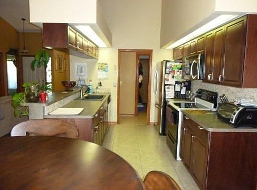3rd image of 5824 Goldenwood Dr