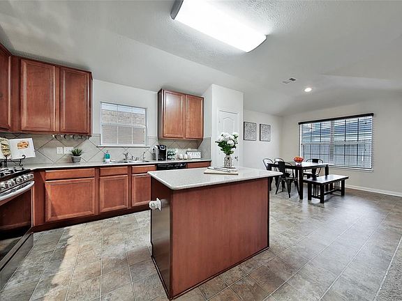 2nd image of 19506 Remington Cross Dr
