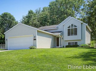 1696 Nelson Ct, Dorr, MI 49323