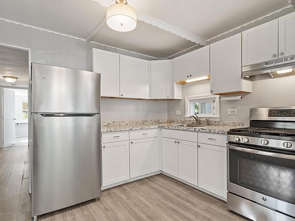 2nd image of 29 Tower Way
