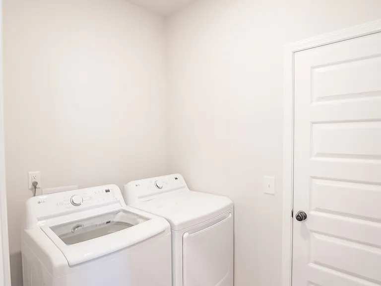 142 Geranium Way — Photo 22