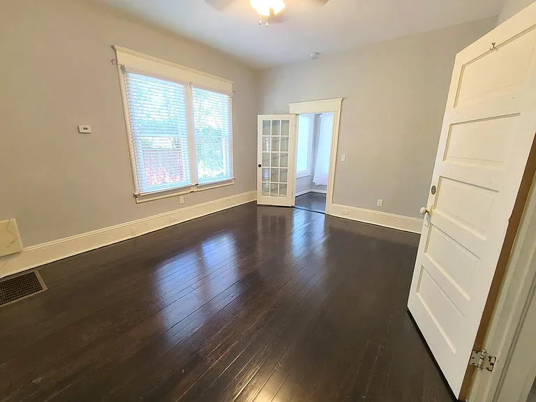 1720 W Hills Ave #1 — Photo 5