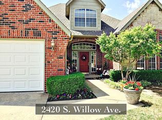 2420 S Willow Ave, Broken Arrow, OK 74012