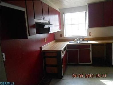 2nd image of 3563 Annsbury Rd