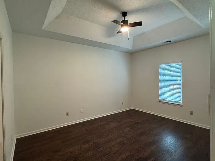 12326 Agate Ln — Photo 6