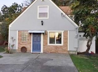 809 4th St NE, Puyallup, WA 98372