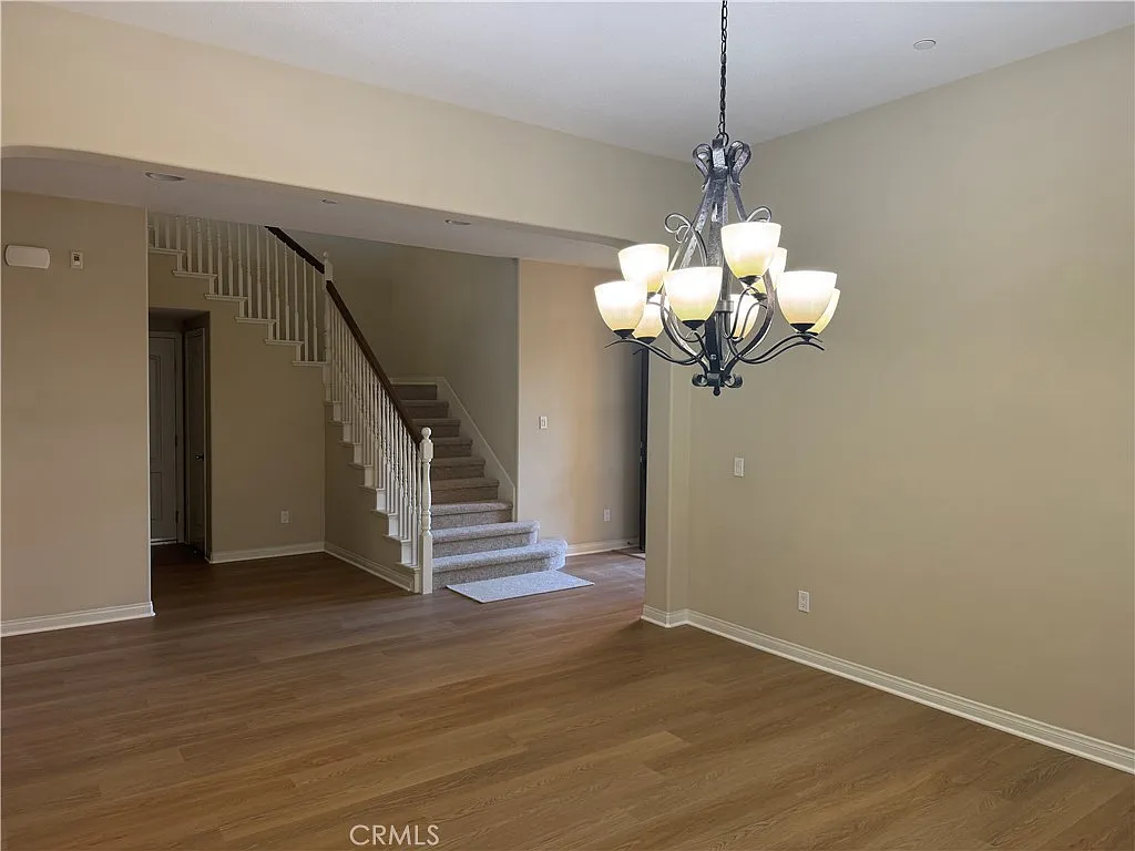 4 bed, 3.5 bath, 2942 sqft, $5,800 — Photo 2