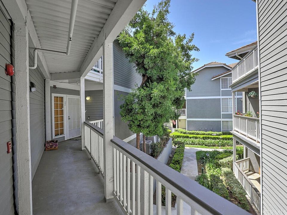 Greenbrier Terraces Condominiums 10361 Garden Grove Blvd Garden Grove