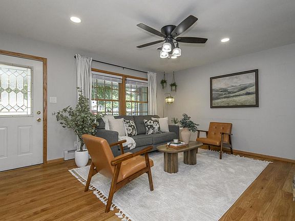 5th image of 807 Meadowbrook DRIVE