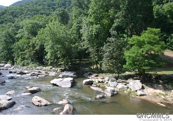 2nd image of 2 Rocky View Dr