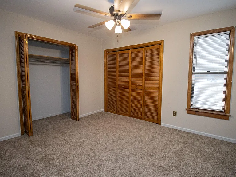 140 Land Of Lakes Cir — Photo 20