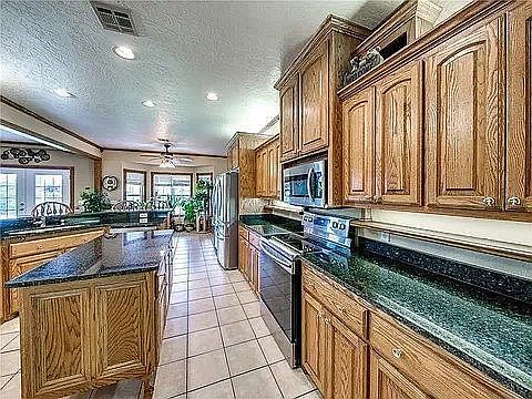 5th image of 8421 Shady Ridge Rd
