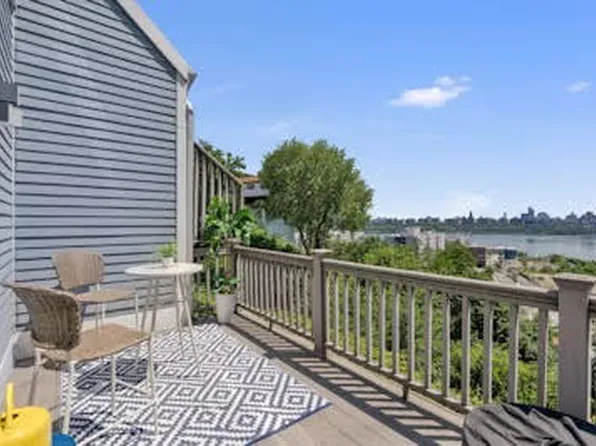 1 Columbus Place image 4 of 18