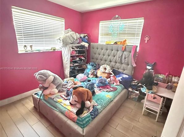 miami-florida-43807969 picture