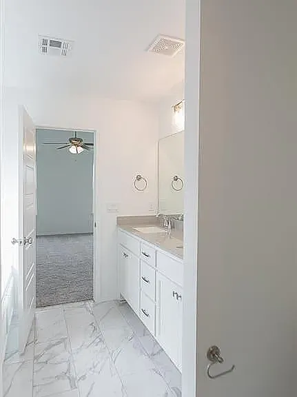 8205 NW 151st Ter — Photo 13