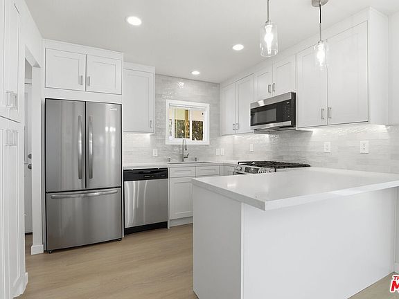 5th image of 8901 Eton Ave Spc 61