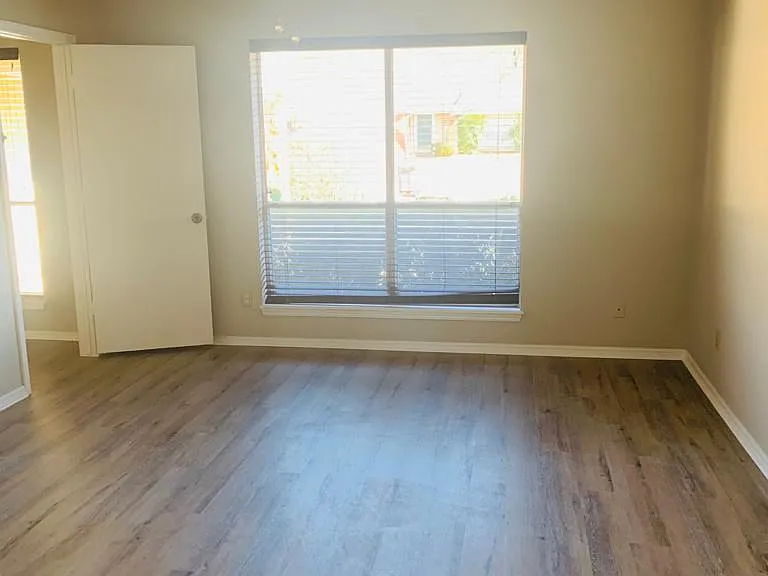 7138 S Darlington Ave — Photo 9