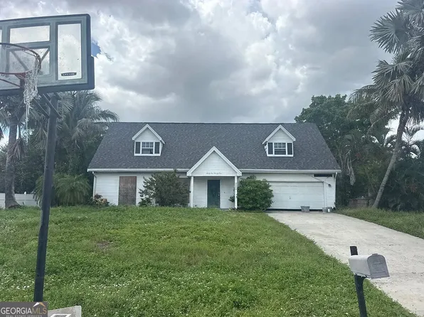 3224 NW Juanita Pl, Cape Coral, FL 33993