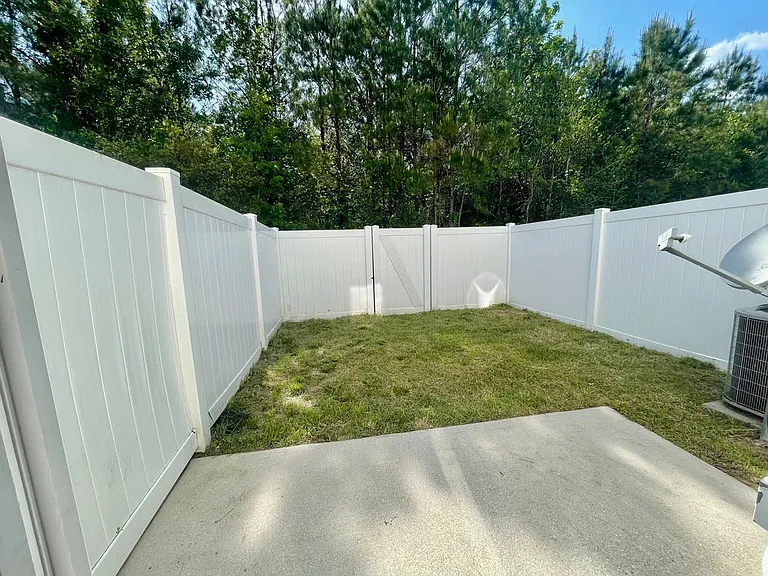 402 Glenhaven Ln — Photo 18