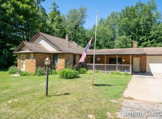 694 Whitman Ave, Holland, MI