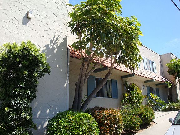 3rd image of 2625 Camulos St APT 8