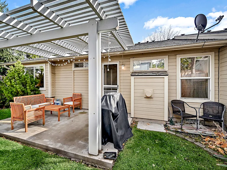 S Jessie Pl — Photo 25