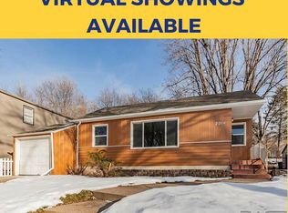 2014 S Covell Ave, Sioux Falls, SD 57105