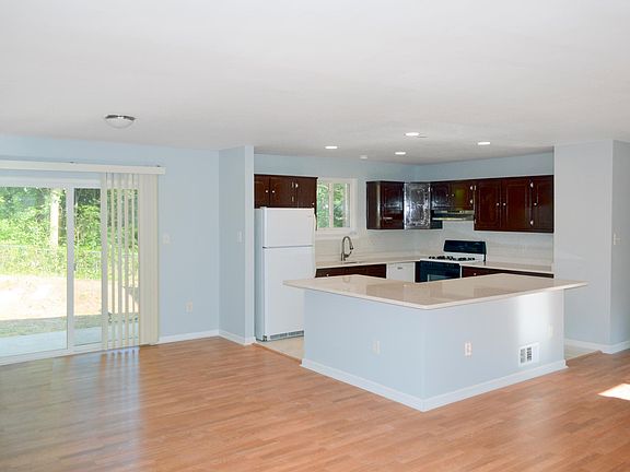 4th image of 5105 Richardson Dr