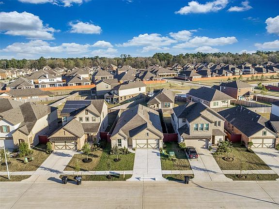 2nd image of 22461 Brass Bell Dr