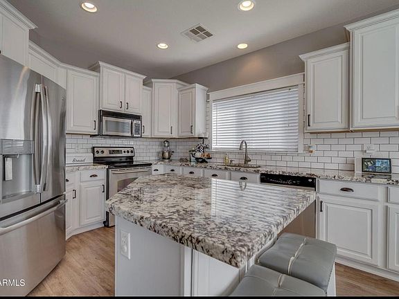 3rd image of 18961 E Superstition Dr
