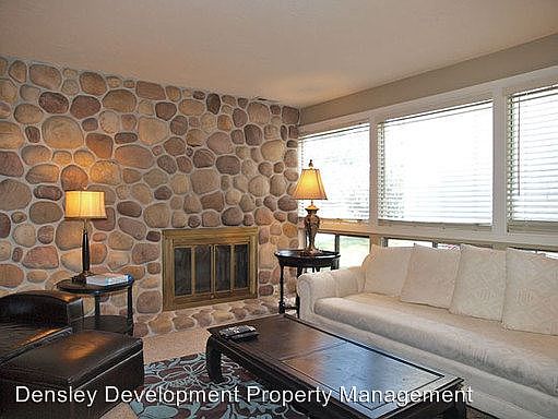 5th image of 7942 S Harvel Dr