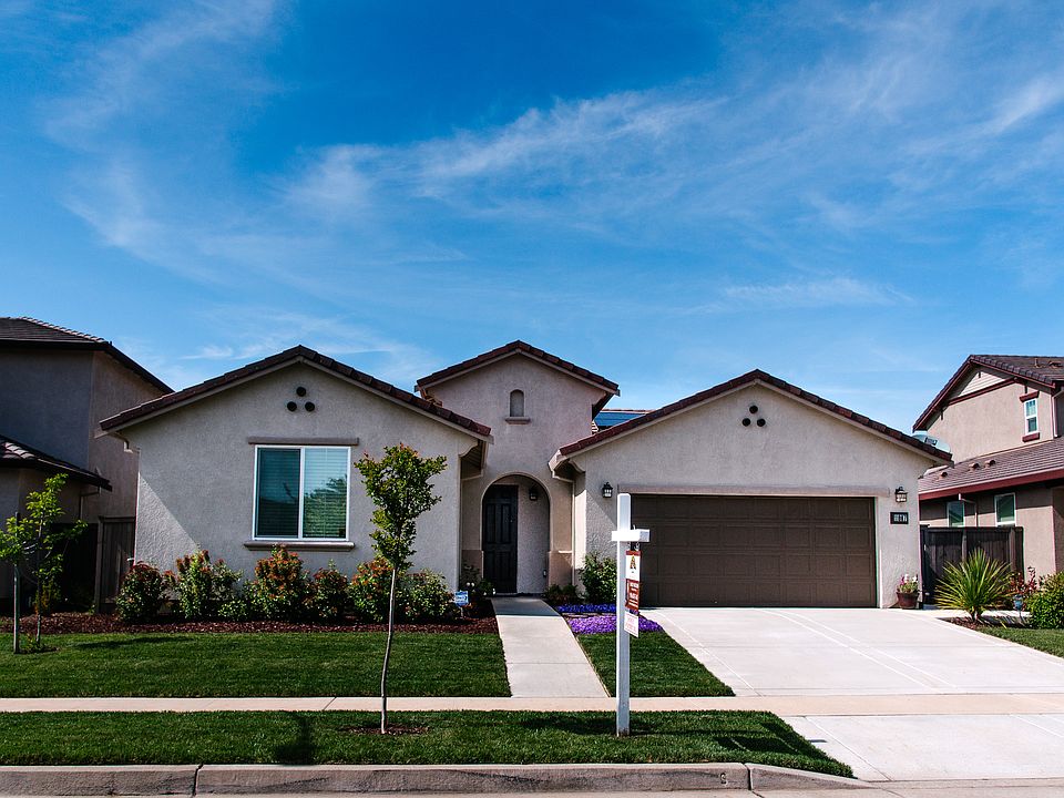 1st image of 11967 Country Garden Dr