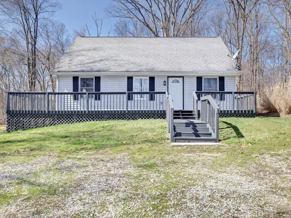 7409 Locust Lake West Dr, Spencer, IN 47460