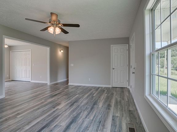 4th image of 81 N B St Lot 83-84
