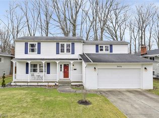3974 Shelley Dr, North Olmsted, OH