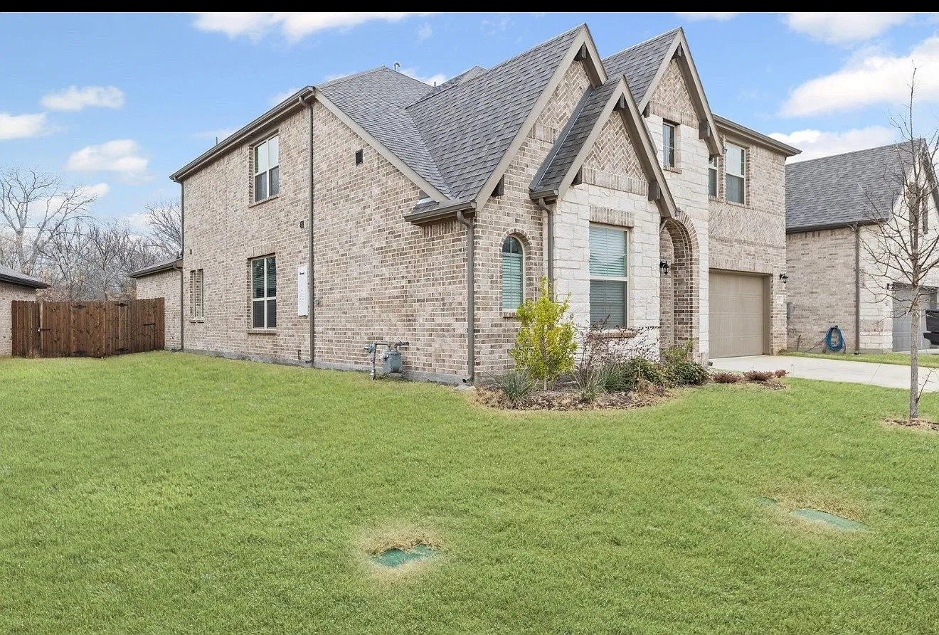 4 bed, 3423 sqft, $4,000 — Photo 2