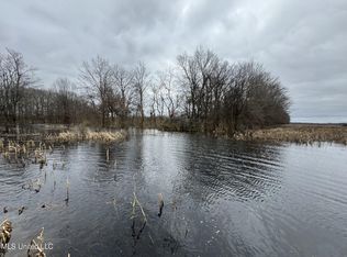 Savage Rd, Lambert, MS 38643