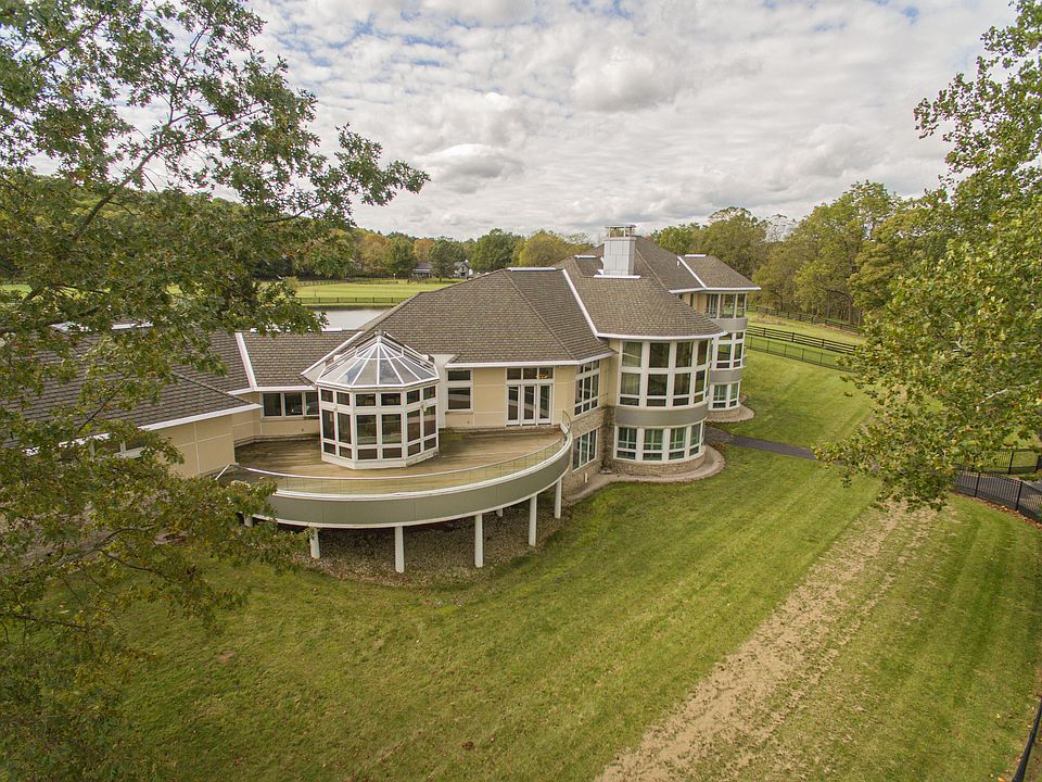 2401 108th Ave, Otsego, MI 49078 Zillow