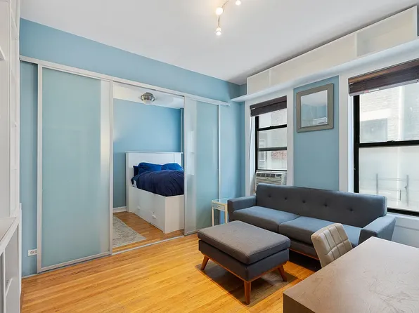 478 West 158th Street image 3 of 12