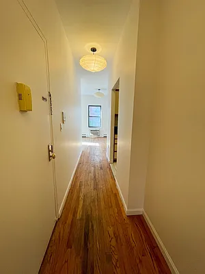 Rented by City Connections Realty | media 5