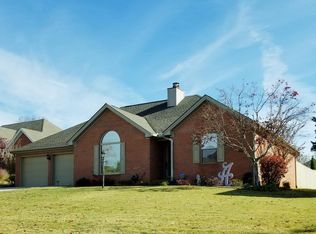 237 Woodcrest Dr, Florence, AL 35630