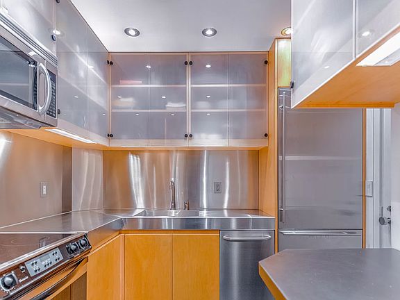 5th image of 475 Park Ave APT 9C