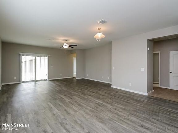 5th image of 37531 W La Paz St