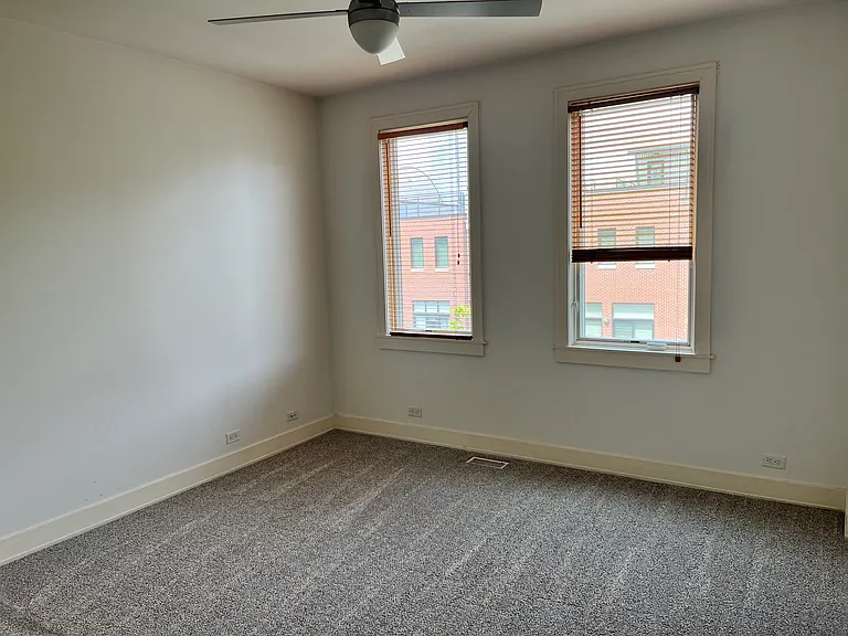 Bedroom (1) or office