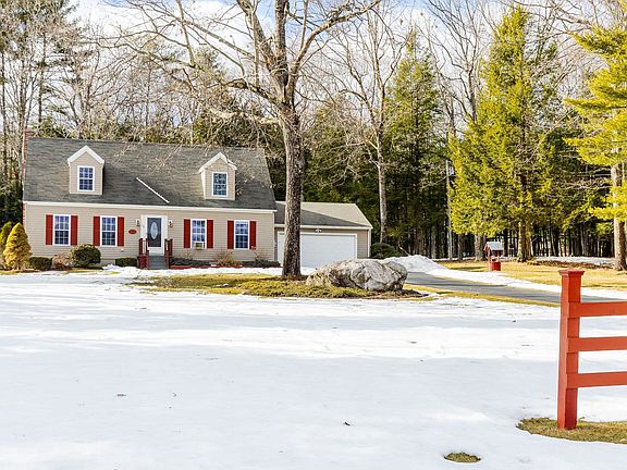 2nd image of 58 Woodland Heights Drive