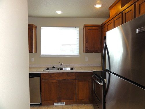 4th image of 122 NW Dennis Ave