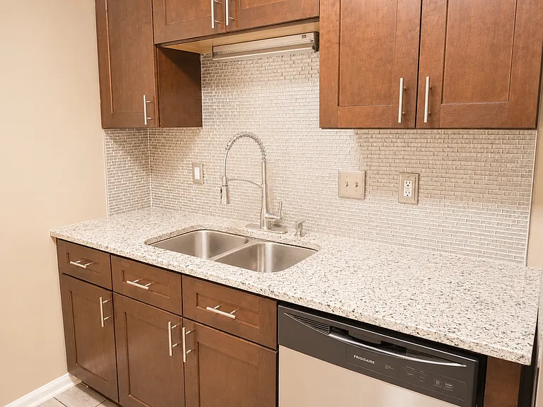 2589 Skyline Dr — Photo 23